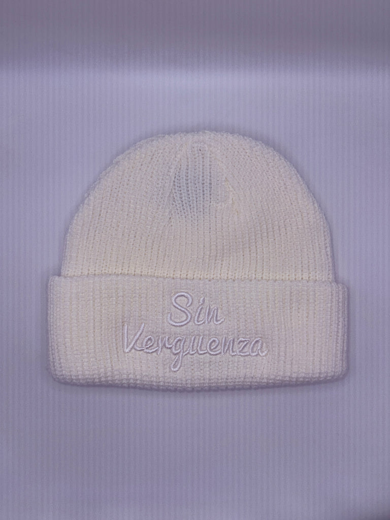 Sin Verguenza Whiteout Fisherman Skully
