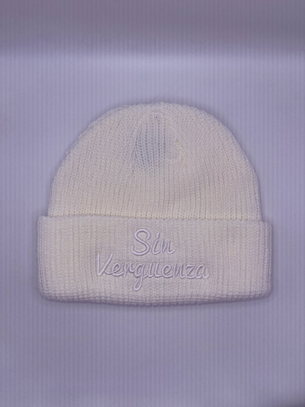 Sin Verguenza Whiteout Fisherman Skully